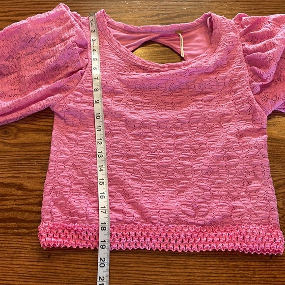 FREE PEOPLE PINK LACE bubble sleeve crop top circular open back elasticized Med - Picture 9 of 15